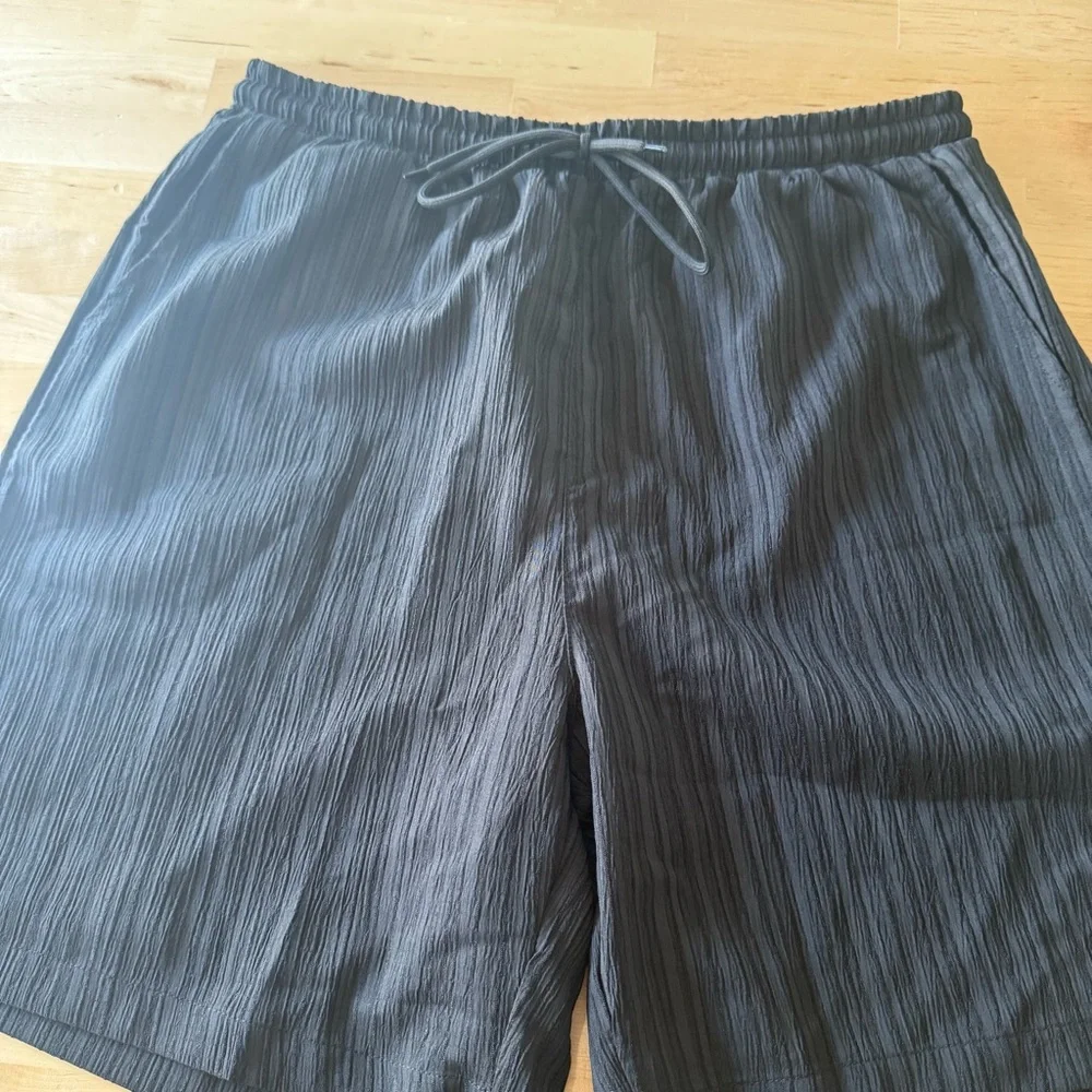 NWOT Manfinity‎ Tan Shorts